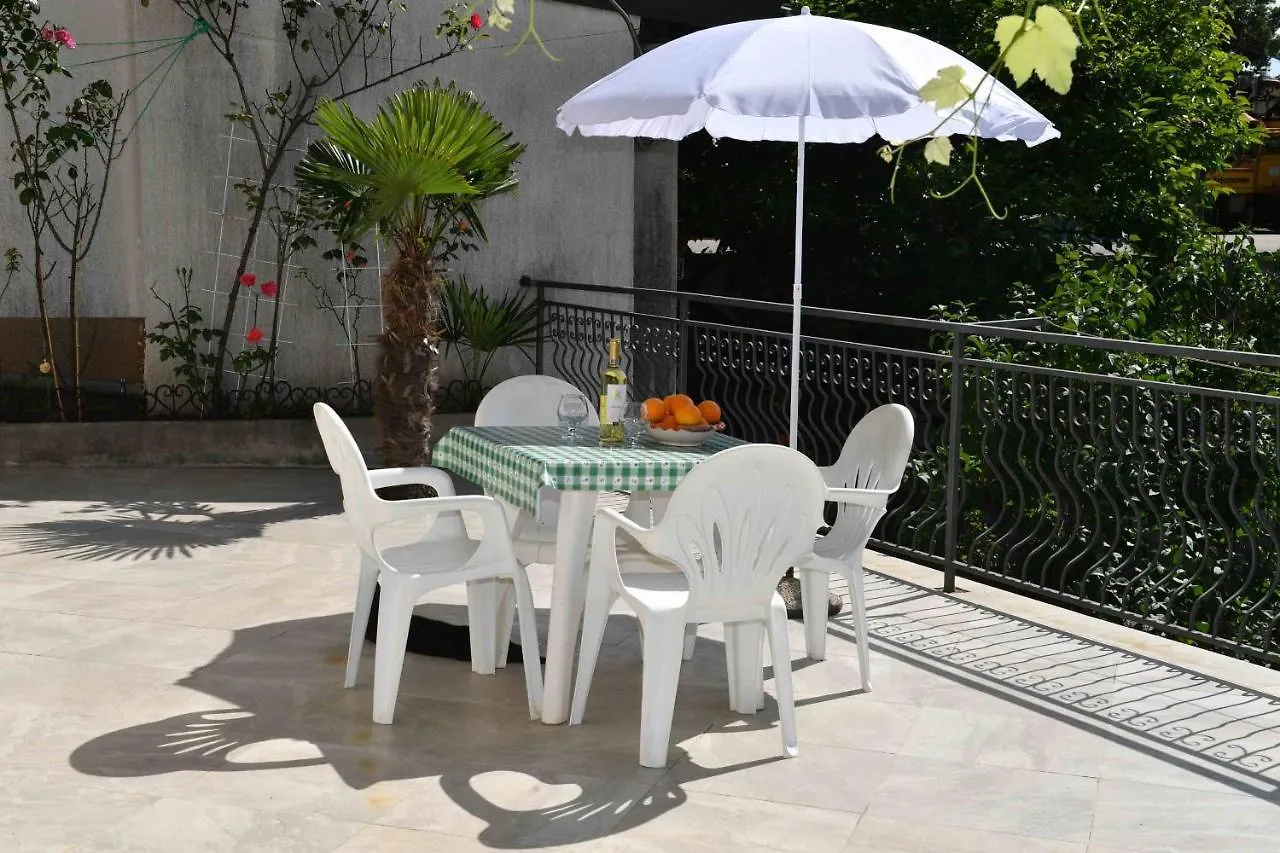 Apartment Apartmani Daka Donji Rukavac